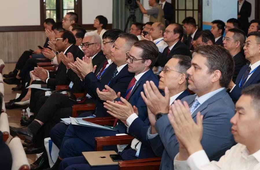 CPS Executive Director Dr. Andrew Schwartz with scholars at the International Academic Symposium on Xi Jinping Thought on Culture