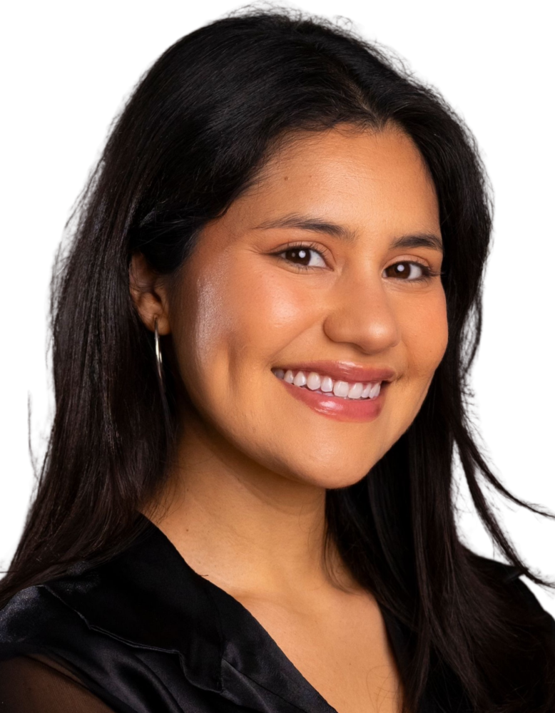 Alejandra Davila - Headshot